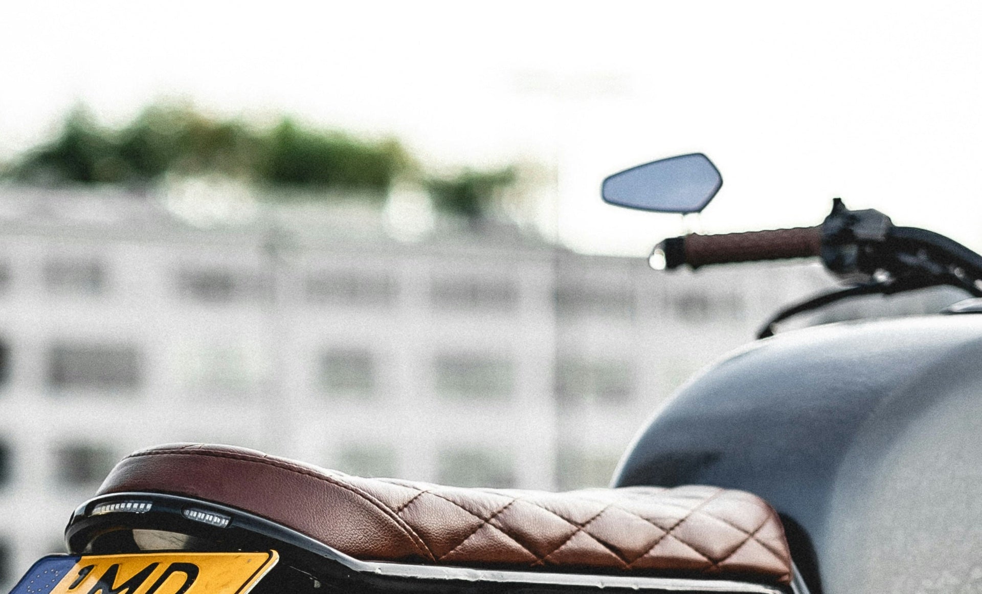 Motorrad-Leder richtig reinigen & pflegen: So bleibt Ihre Ausrüstung lange stark, sicher und schön